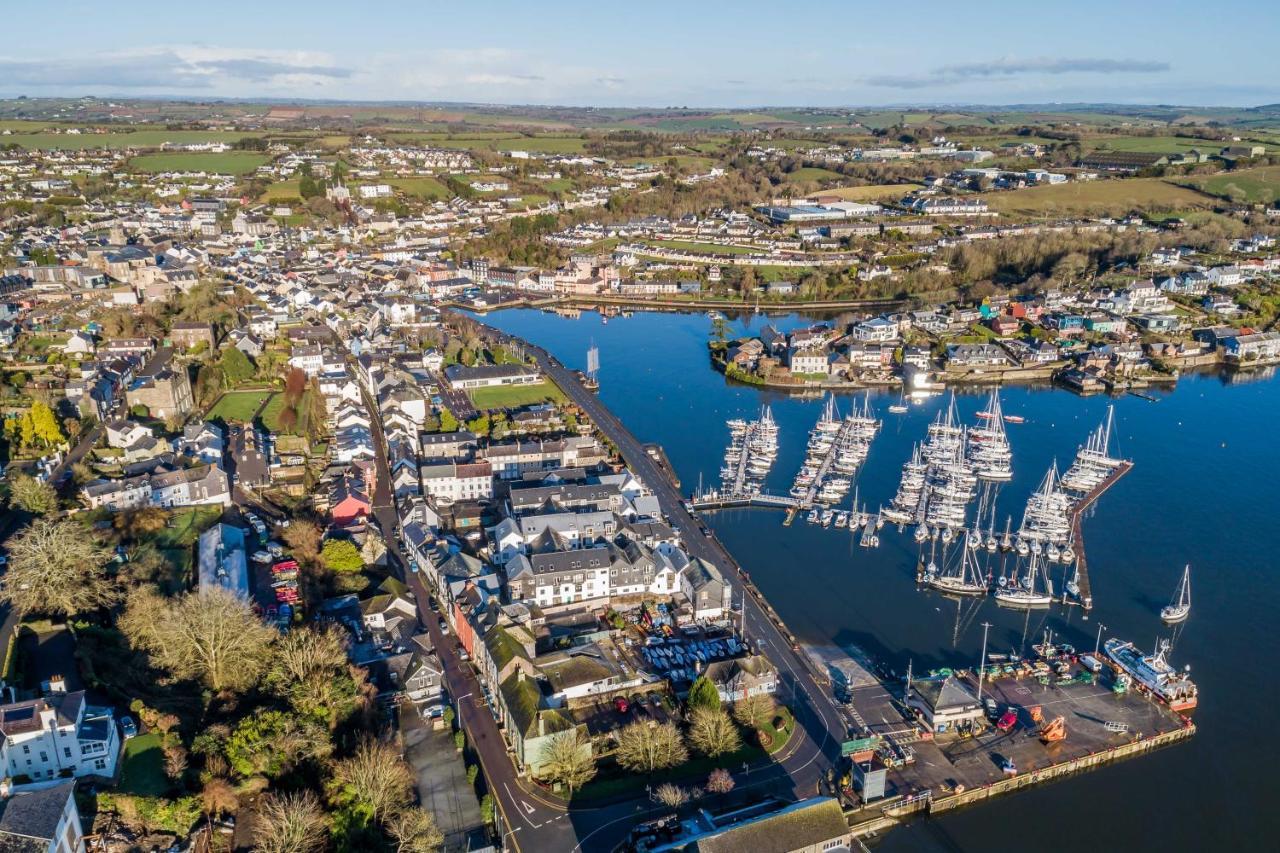 Four Winds,Kinsale Town,Exquisite Holiday Homes,Sleeps 26 外观 照片