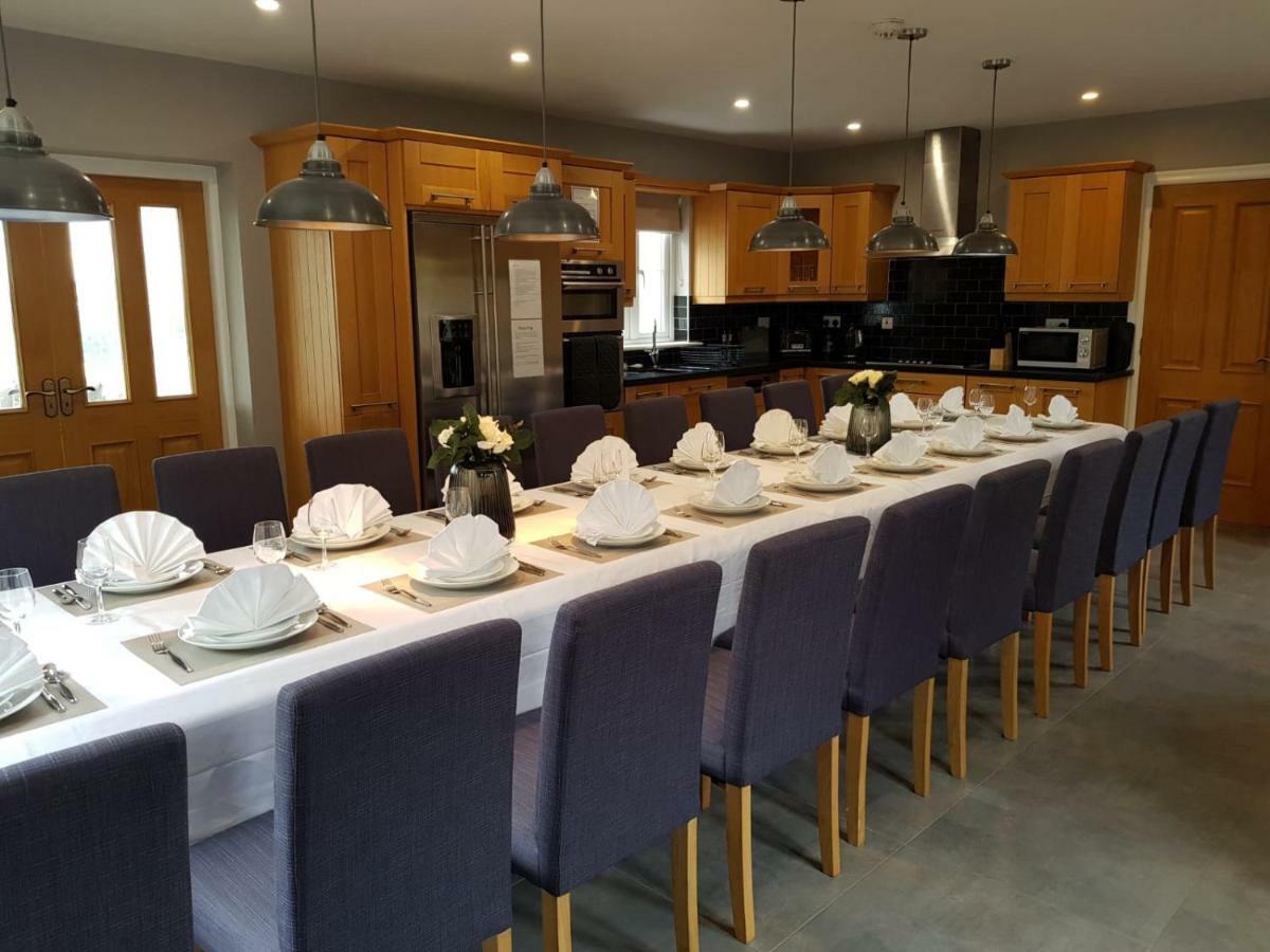 Four Winds,Kinsale Town,Exquisite Holiday Homes,Sleeps 26 外观 照片