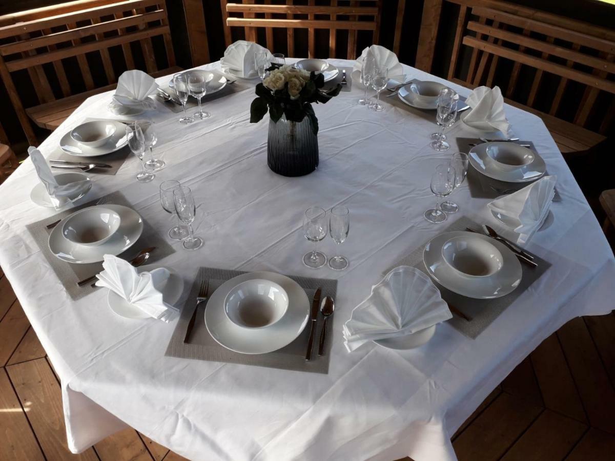 Four Winds,Kinsale Town,Exquisite Holiday Homes,Sleeps 26 外观 照片