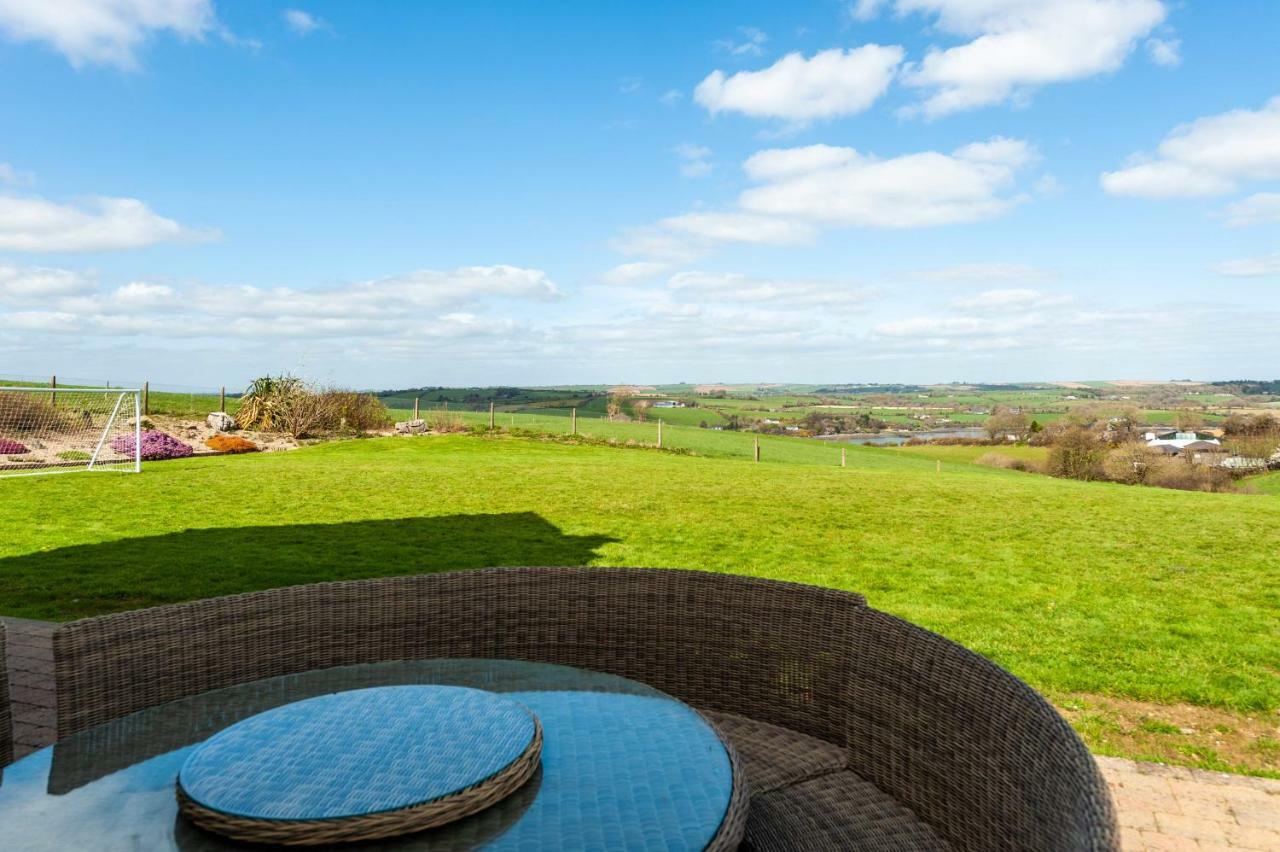 Four Winds,Kinsale Town,Exquisite Holiday Homes,Sleeps 26 外观 照片
